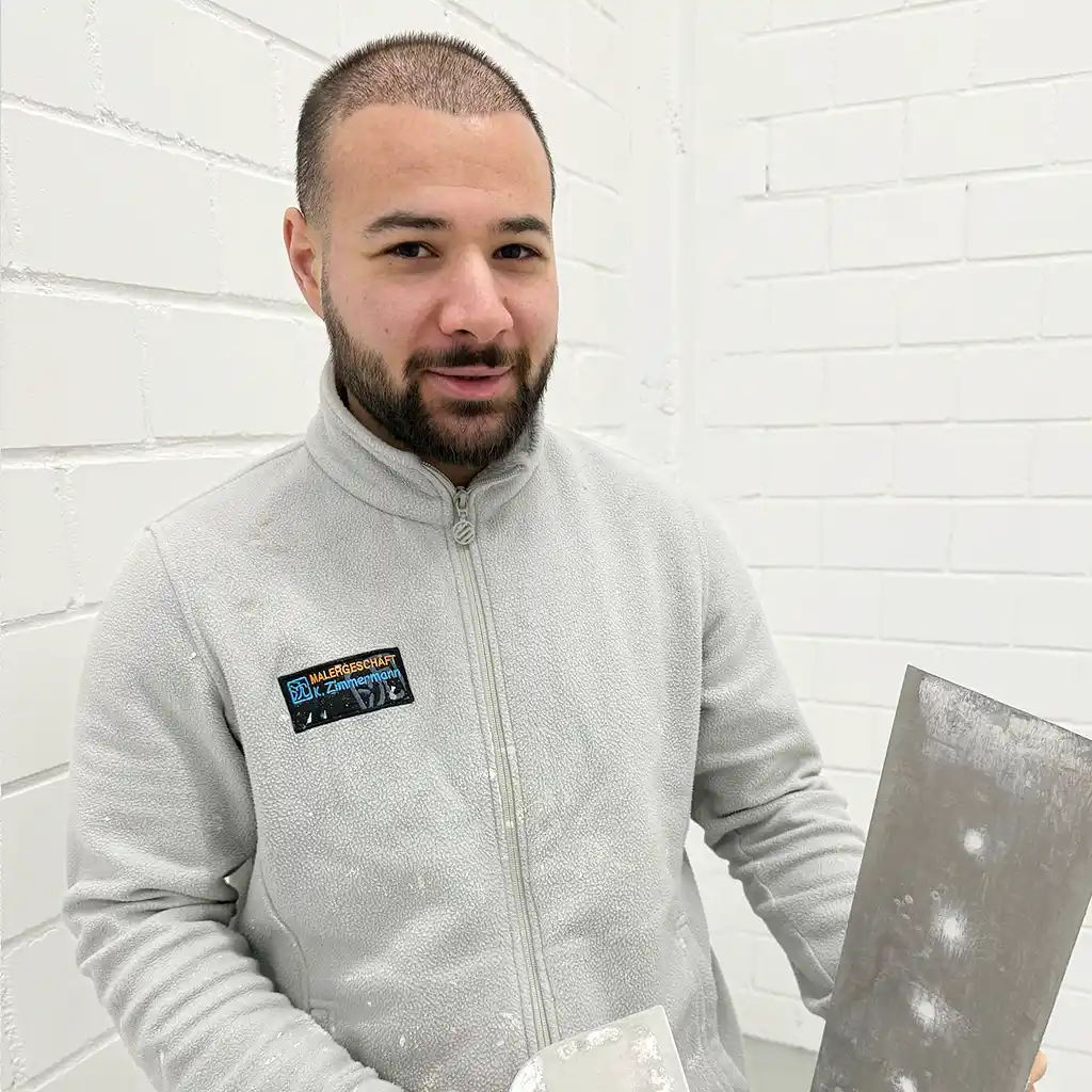 Momo: Kundenmaler und Gipser